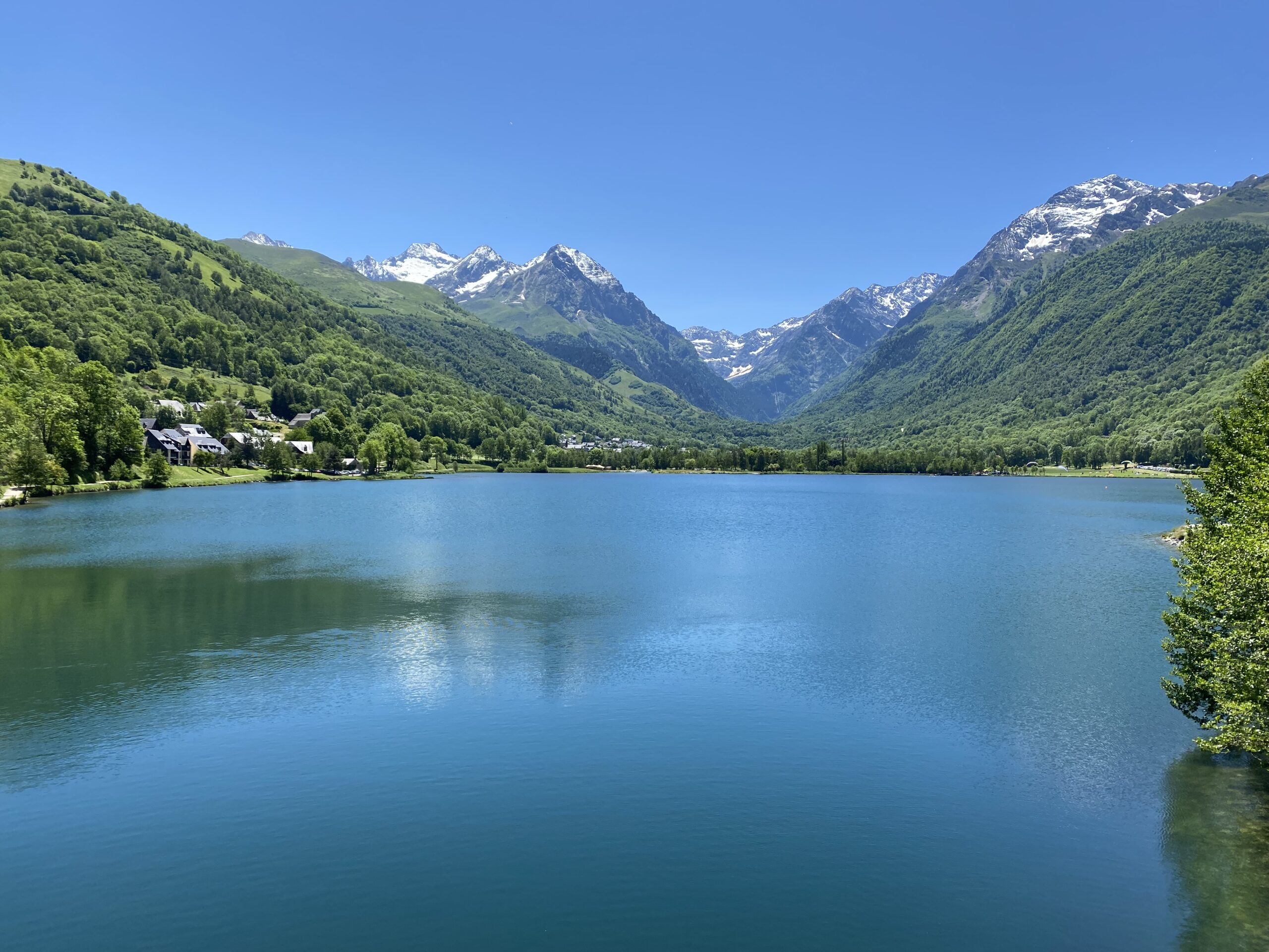 Loudenvielle vu du lac, un lieu d'activité